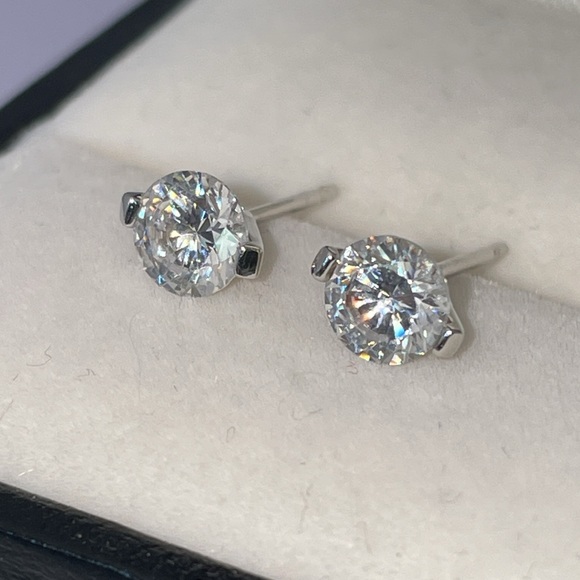 Solid 14K White Gold 1.00CTW Faux Diamond Round Cut Solitaire Stud Earrings - Picture 10 of 11